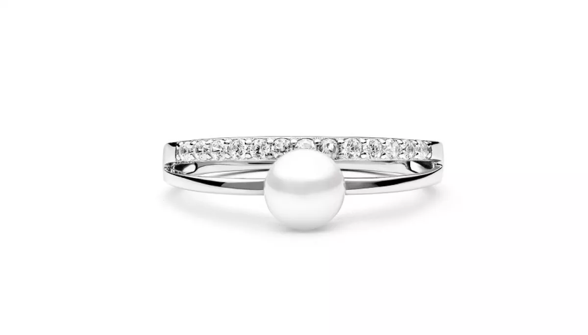 Eleganter Ring mit weißer Perle und parallelem Zirkoniaring, 925er rhodiniertes Silber, Gaura Pearls, Estland Eleganter Ring mit weißer Perle und parallelem Zirkoniaring, 925er rhodiniertes Silber, Gaura Pearls, Estland